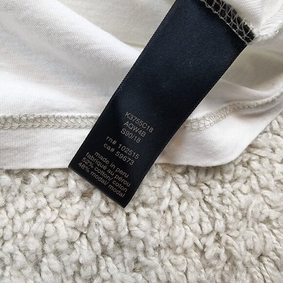 John Varvatos Men's V-Neck Tee XL White Cotton Short Sleeve Casual Classic Fit - Picture 6 of 6